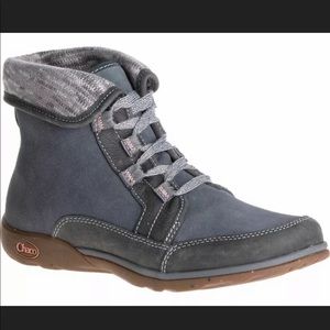 chaco boots womens sale